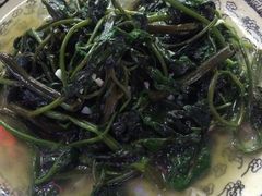 -乡土特色.冷锅鱼.牦牛肉汤锅