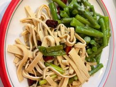 -鲁南仔·滕州炒鸡(经三路店)
