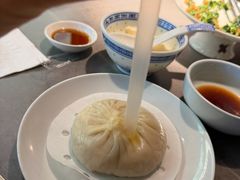 蟹黄大汤包-晓淮山·扬州早茶·淮扬菜(龙阳广场店)