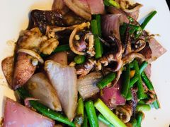 -赶海部落海鲜城(海阳路店)