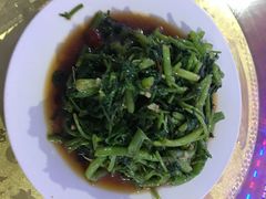 -俺家菜馆(百里峡店)