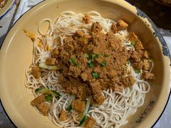 -鹤江桥·红油牛肉粉(SKP店)