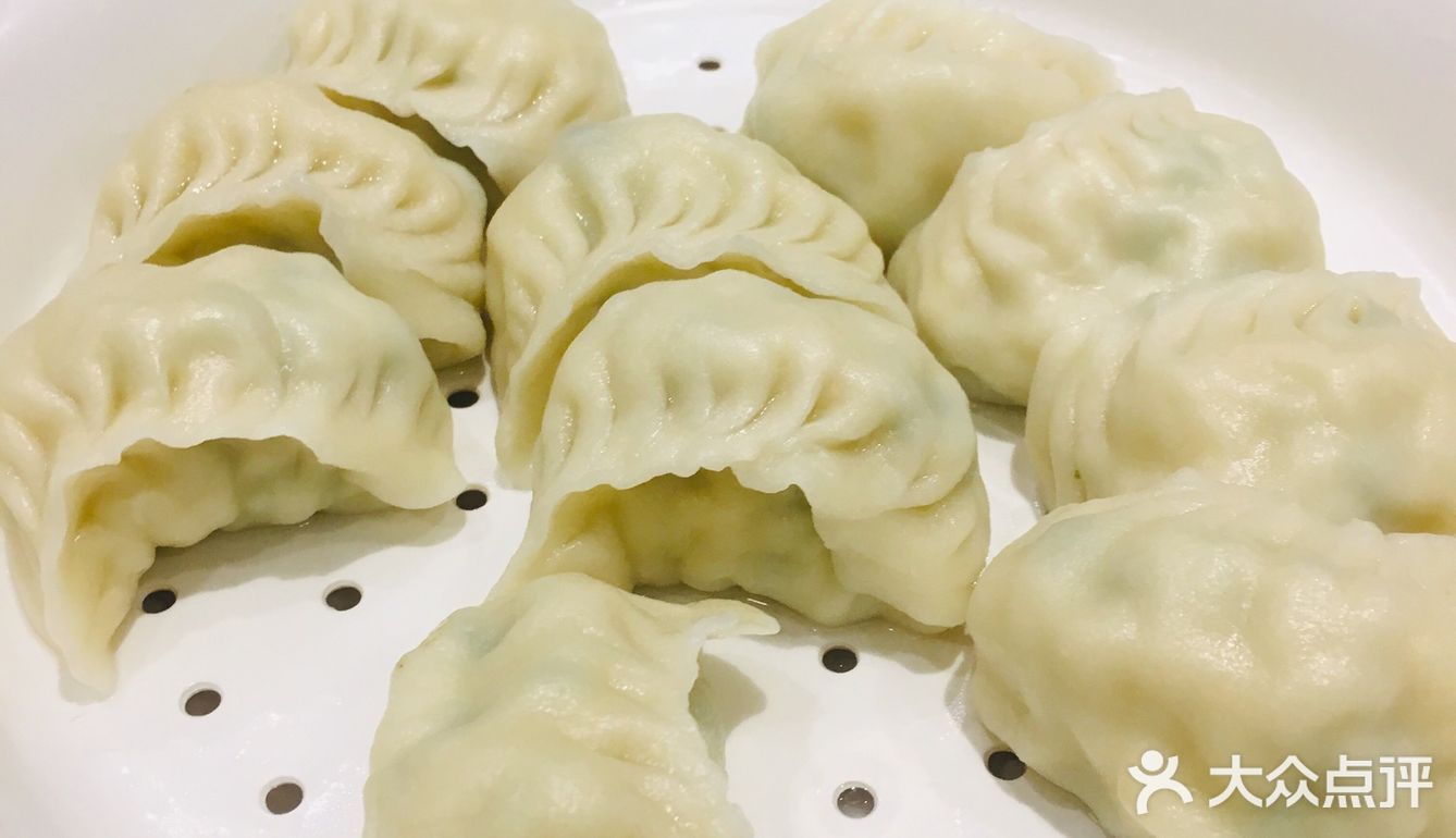 “八不食”，即：食钮而蚀，鱼馁而肉败，不食；色恶