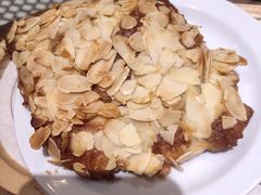 杏仁可颂-Luneurs(幸福里店)