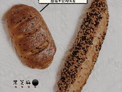 -沁屋面包店(人民东路店)