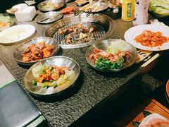-俊熙家点餐式自助烤肉店(南充王府井店)