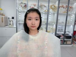 -红馆妆造(中央大街店)