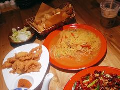 -先启半步颠小酒馆(常熟万达广场店)