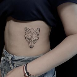 -木子·纹身店TATTOO穿孔·洗纹身