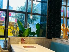 -红樱桃·欢乐餐厅(太原里店)