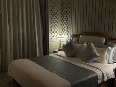 -浅深(世茂滨江精品店)