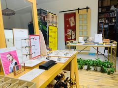 -肆兮眼镜·蔡司·徕卡战略合作店(大坪店)