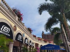 -佛罗伦萨小镇广佛名品奥特莱斯(疏港路店)