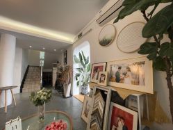 -巴黎婚纱摄影工作室