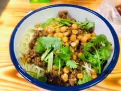 金牌杂酱面-胖胖板凳面