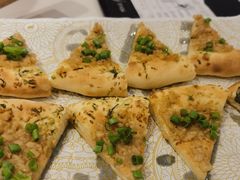 新疆手工烤馕-阿里疆Alijiang·丝路美食·异域风情·清真(长楹天街店)