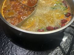 -鹿鸣山草本茶香火锅(园西路店)
