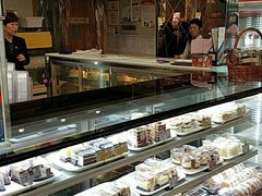 面包甜点陈列柜-新侨三宝乐面包店(崇文门店)