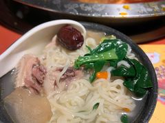 -谭鸭血老火锅(龙湖宝山天街店)