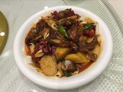 新疆大盘鸡-巴扎美食·新疆菜·西域歌舞表演餐厅(新疆大厦店)