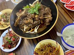 -三镇卤货二公司(汉街店)