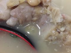 -雷祖芳老妈蹄花店