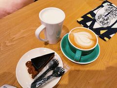 -藏猫猫咖啡主题馆(中央大道店)