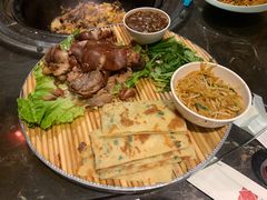 二姐夫盖帘肘子-粗粮人家·东北菜(洋桥店)