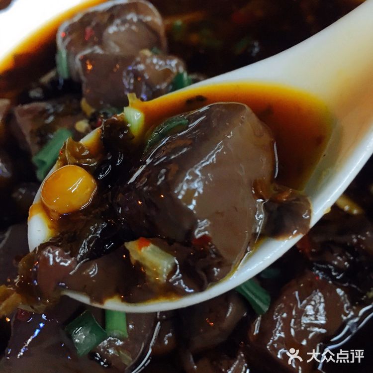 这家凉拌皮蛋一定要吃土皮蛋