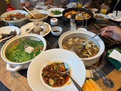 -黔蘑菇四季餐厅(观山湖店)