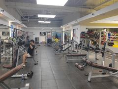 -健变健身俱乐部(前海天虹商场店)