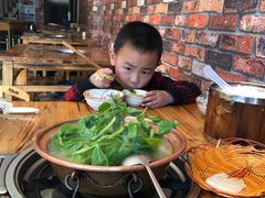 -阿婆情腊排骨火锅(金虹路店)