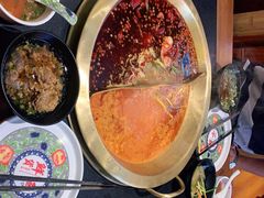 -沸炉重庆老火锅(军事博物馆店)