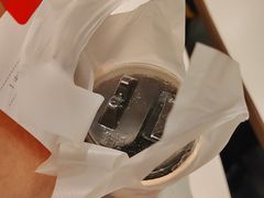 -麦当劳(上海虹桥站30B检票口楼上)