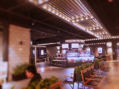 -CGV影城(滨江天街IMAX店)