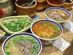 -云阿蛮云南生烫牛肉米线(奉贤路店)