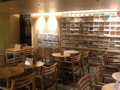 大堂-猫的天空之城概念书店(苏州诚品店)