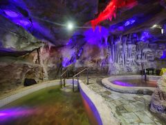 -泉城欧乐堡戏水湾艺术养生温泉