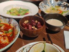 -纳鲁孜·新疆特色餐厅(上海悦荟广场店)