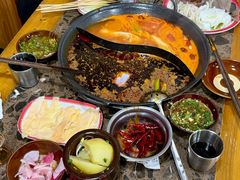 -谭记重庆老火锅(总店)