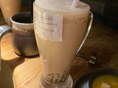 大红袍珍珠奶茶-湊湊火锅·茶憩(杭州湖滨银泰in77店)
