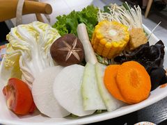 经典蔬菜拼盘-呷哺呷哺(青岛香港中路银座店)