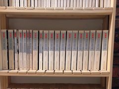 -斯多格书乡(北京大学畅春园店)