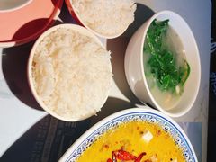 -桂二老坛酸菜鱼(三街两巷店)
