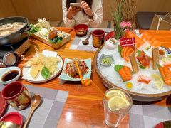 秒懂三文鱼-文三酒肆自助放题(新街口友谊广场店)