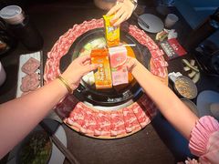-九牧鱻·渝老鬼重庆火锅(人民路店)