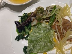 -梅花香里大酒店(郁金香路店)