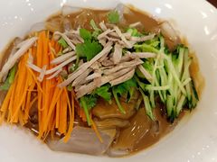 鸡丝拉皮-烤肉季饭庄