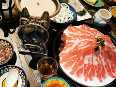 -老牌坊云南鱼豆花火锅(哈西万达店)