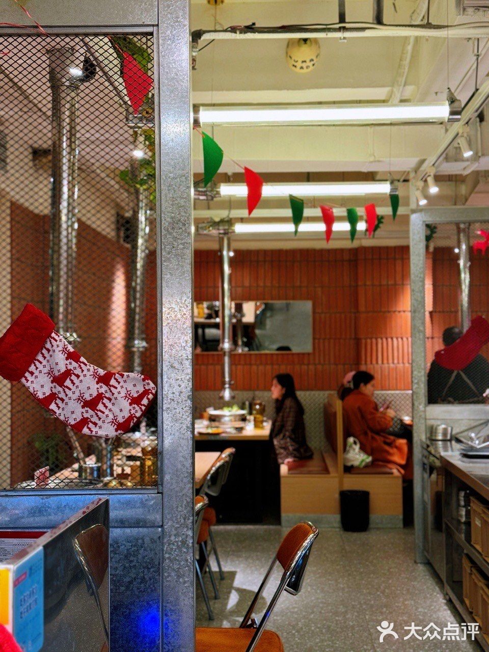 下雪的重庆，感受这口蜂蜡五花肉带来的快乐！